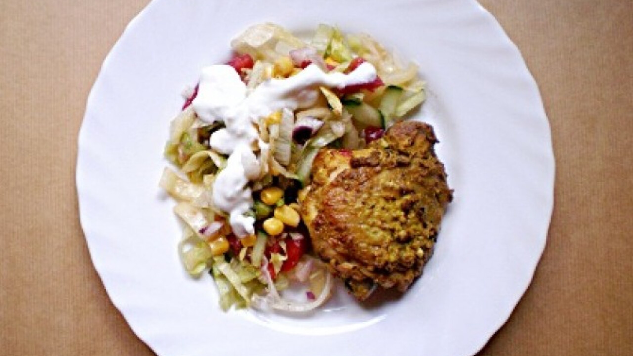 Tandoori csirke joghurtos nyári salátával