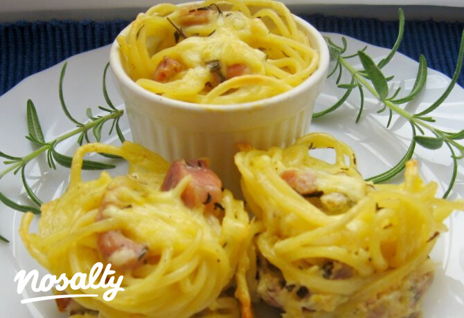 Sonkás-sajtos spagettiszuflé