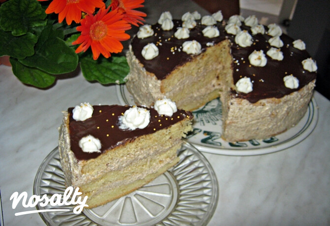 Diós torta csokimázzal