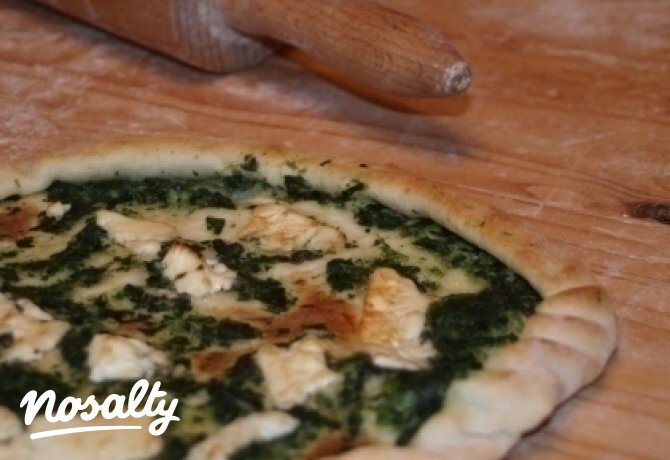 Spenótos török pizza