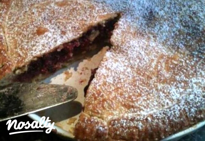 Epres-meggyes pite