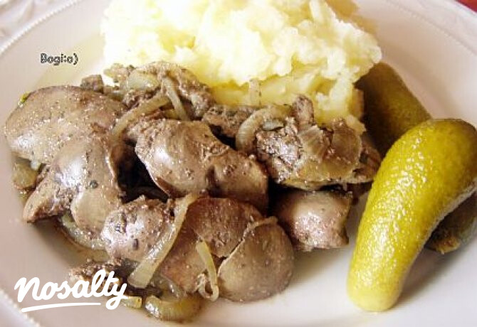 Ezen a képen: Hagymás máj tört burgonyával