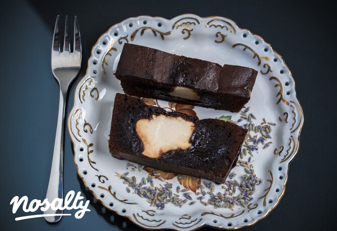 Levendulás-mascarponés brownie