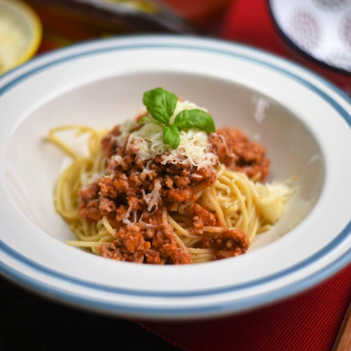 Ezen a képen: Gyors bolognai spagetti