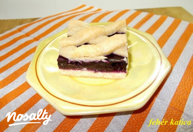 Áfonyazselés crostata
